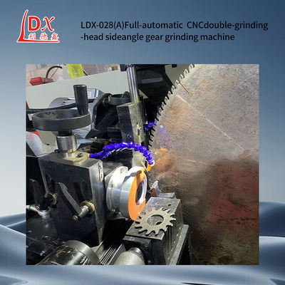 آلة طحن كاملة من نوع CNC Saw Blade Double Grinding Head Side Angle LDX-028A