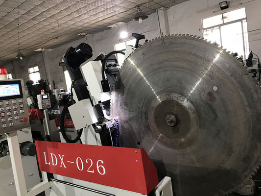 تخصيص الكبير CNC شفرة دائرية شفرة الجبهة والزاوية الخلفية طحن آلة LDX-026A
