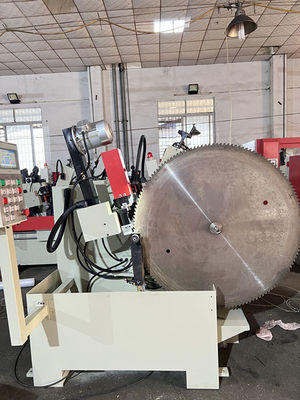 LDX-020B الكبيرة CNC دائرية شفرة شفرة الجبهة والزاوية الخلفية طحن آلة
